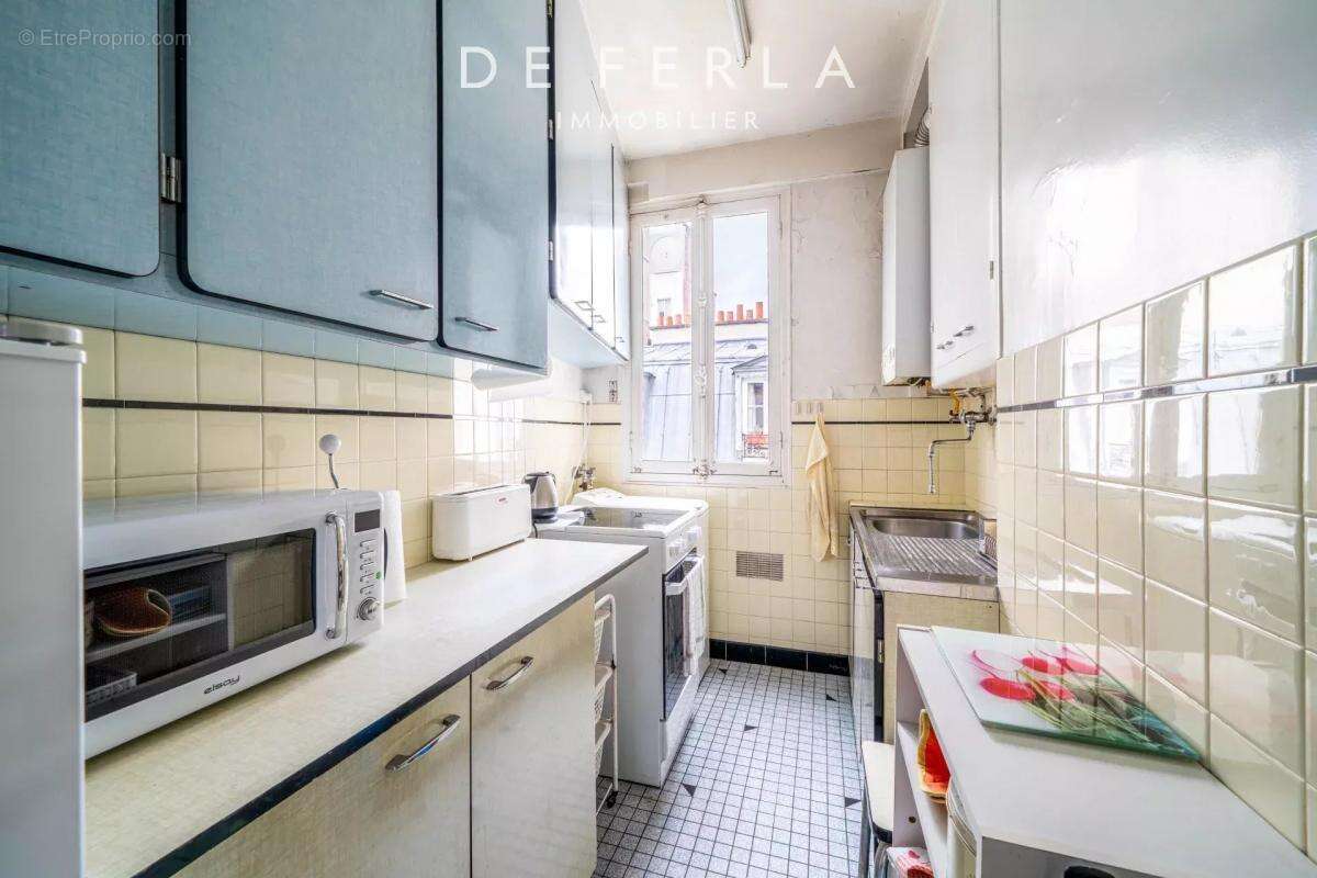 Appartement à PARIS-7E