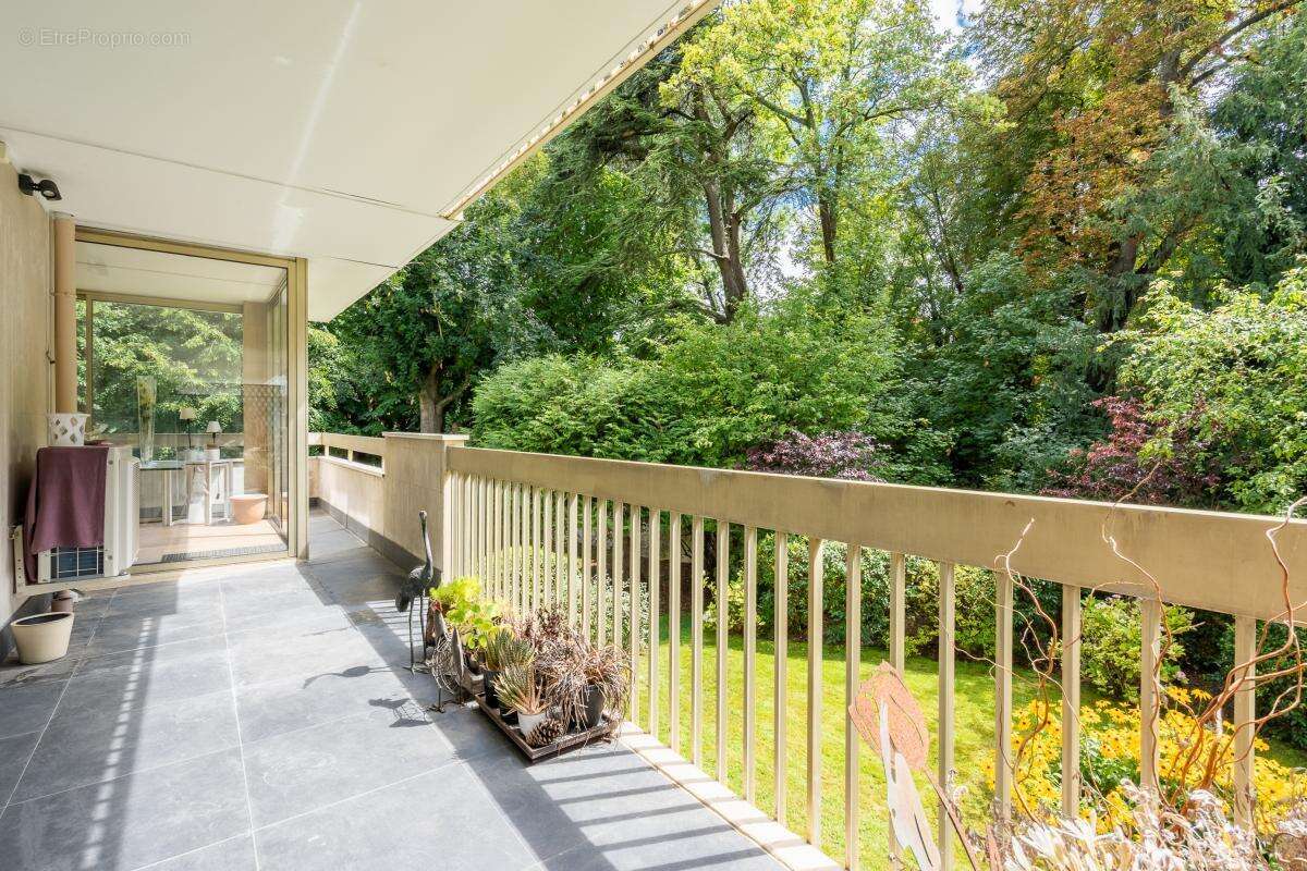 Appartement à NOGENT-SUR-MARNE