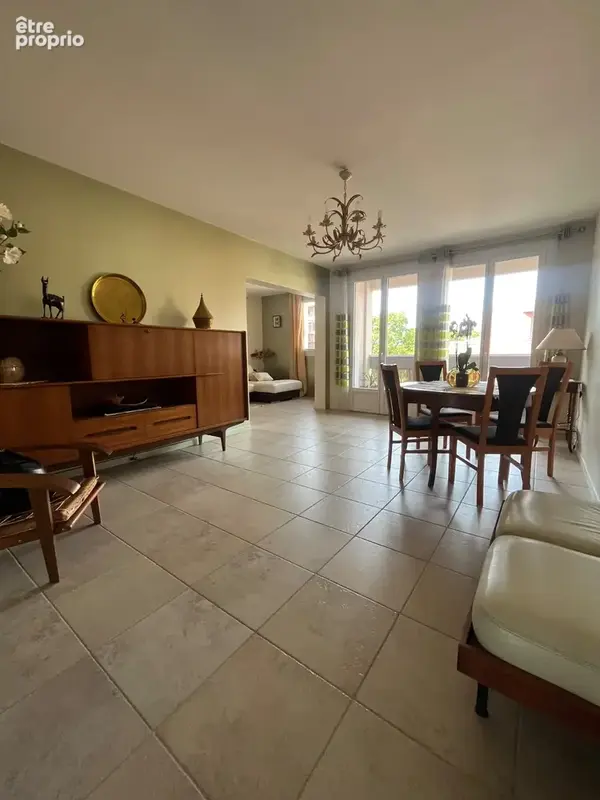 Port Saint-Sauveur   Appartement traversant de 90 m2 avec balcon, garage et vue dégagée - photo 4