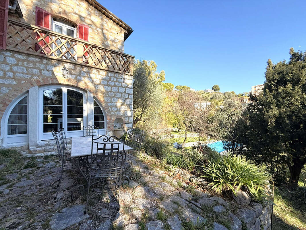 Maison 135m² à vence - photo 3