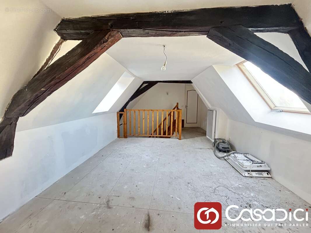 Maison à MAGNY-COURS