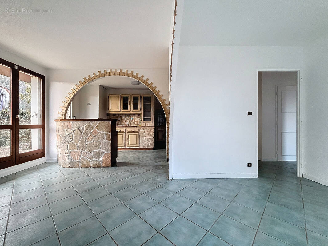 Appartement à CULOZ