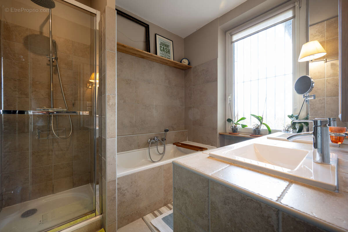 Maison à VILLENEUVE-LES-AVIGNON