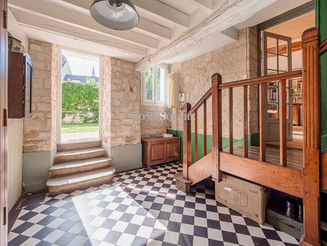 Maison à BORAN-SUR-OISE