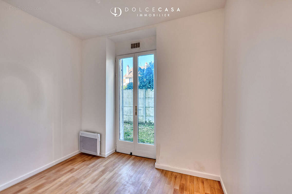 Appartement à LE PERREUX-SUR-MARNE