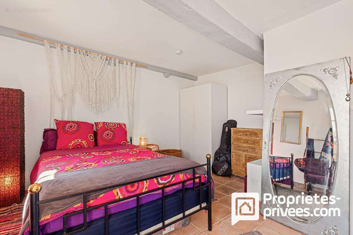 Appartement à MONTAUROUX