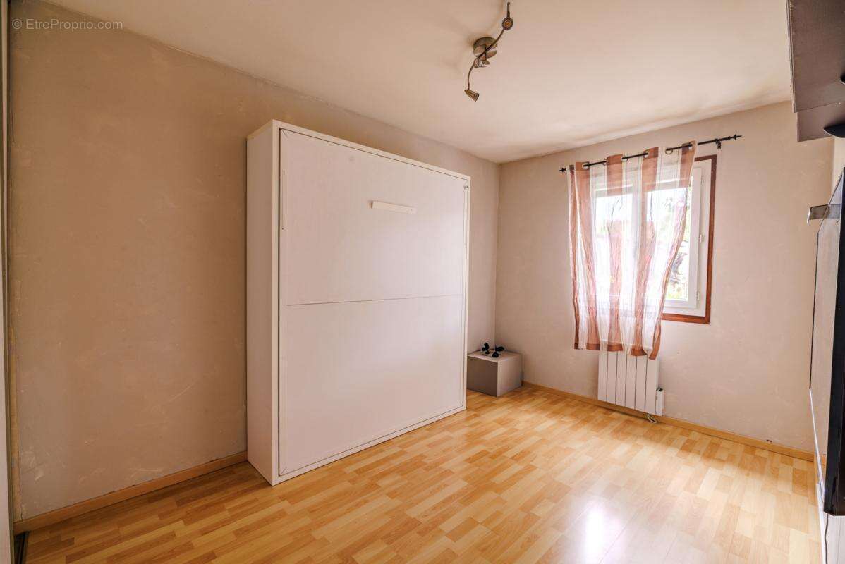 Maison à BONNIERES-SUR-SEINE