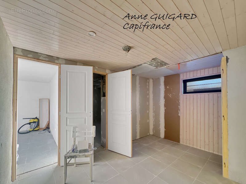 MARIGNY-SAINT-MARCEL (74) - Maison individuelle au calme , très beau jardin plat complanté, double garage - URGENT ! - photo 10
