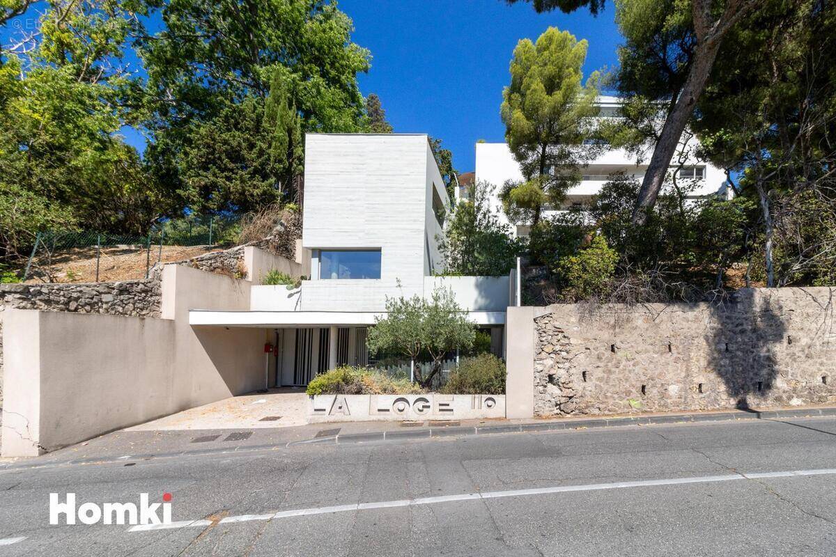 Appartement à MARSEILLE-8E