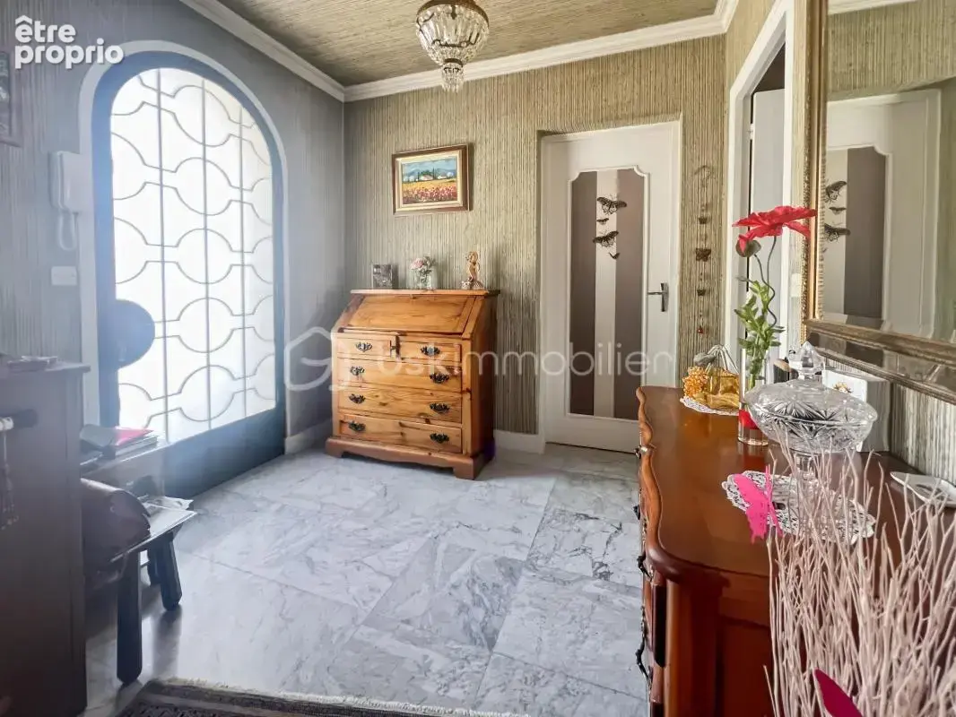 Maison d’architecte 105 m² – 3 ch. – Terrain 690 m² – Sous-sol total – Brétigny - photo 2