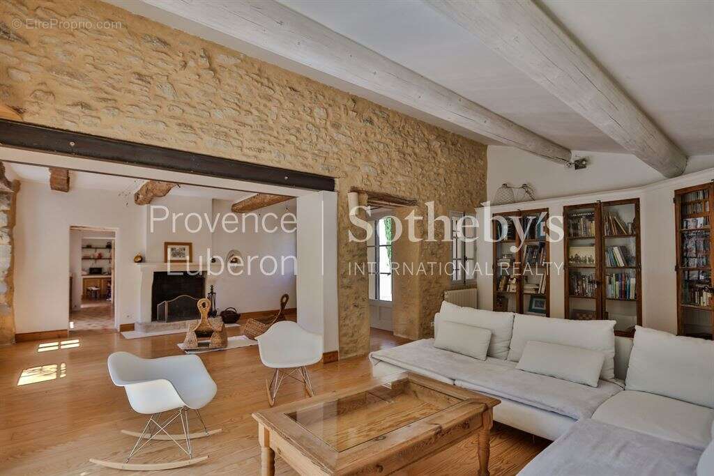 Maison à SAUMANE-DE-VAUCLUSE