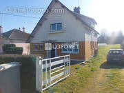 Maison à AUXI-LE-CHATEAU