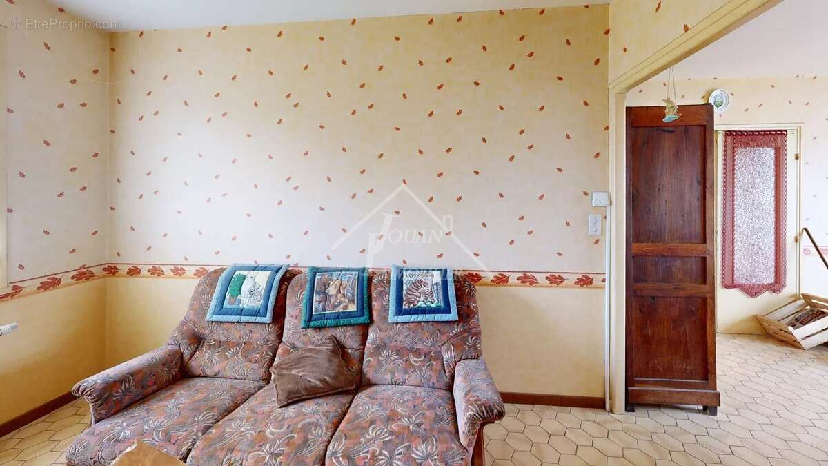 Maison à DOMPIERRE-SUR-BESBRE