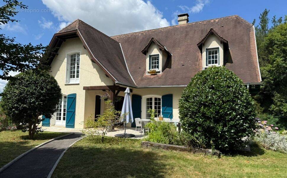 Maison à LUCQ-DE-BEARN