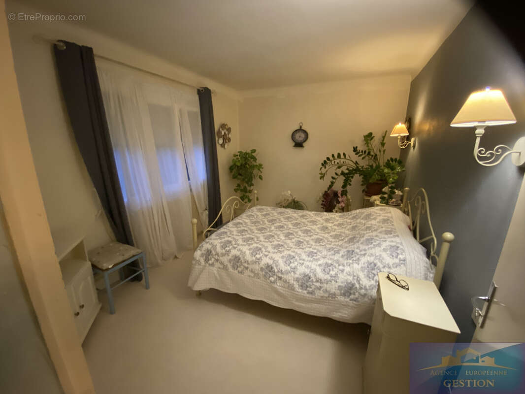 Maison avec 3 appartements - photo 7