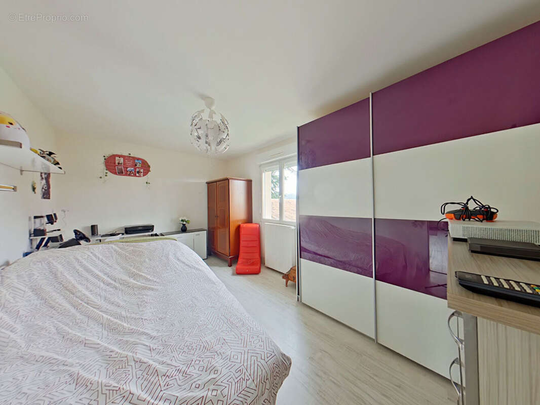 Maison à AVAILLES-LIMOUZINE