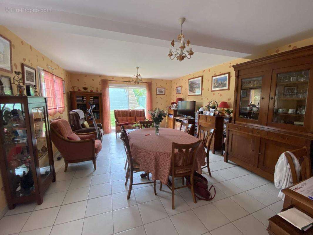 Maison à LECOUSSE