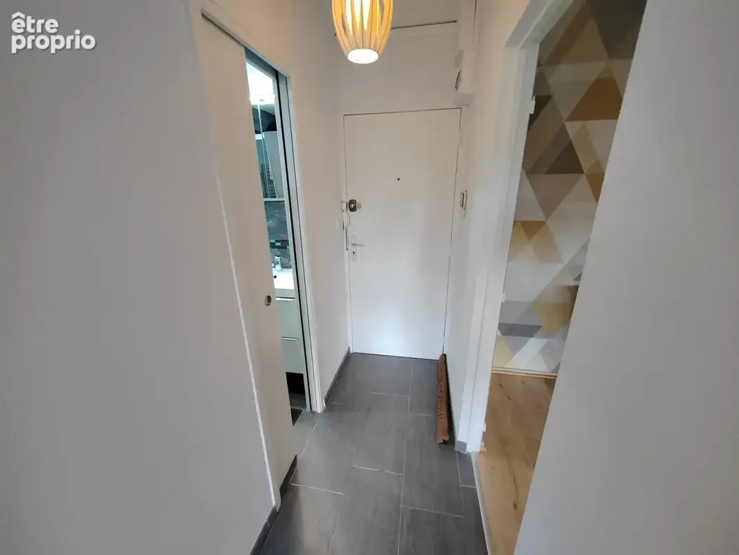 Yutz centre, joli 2 p. rénové avec cave et cellier - photo 7