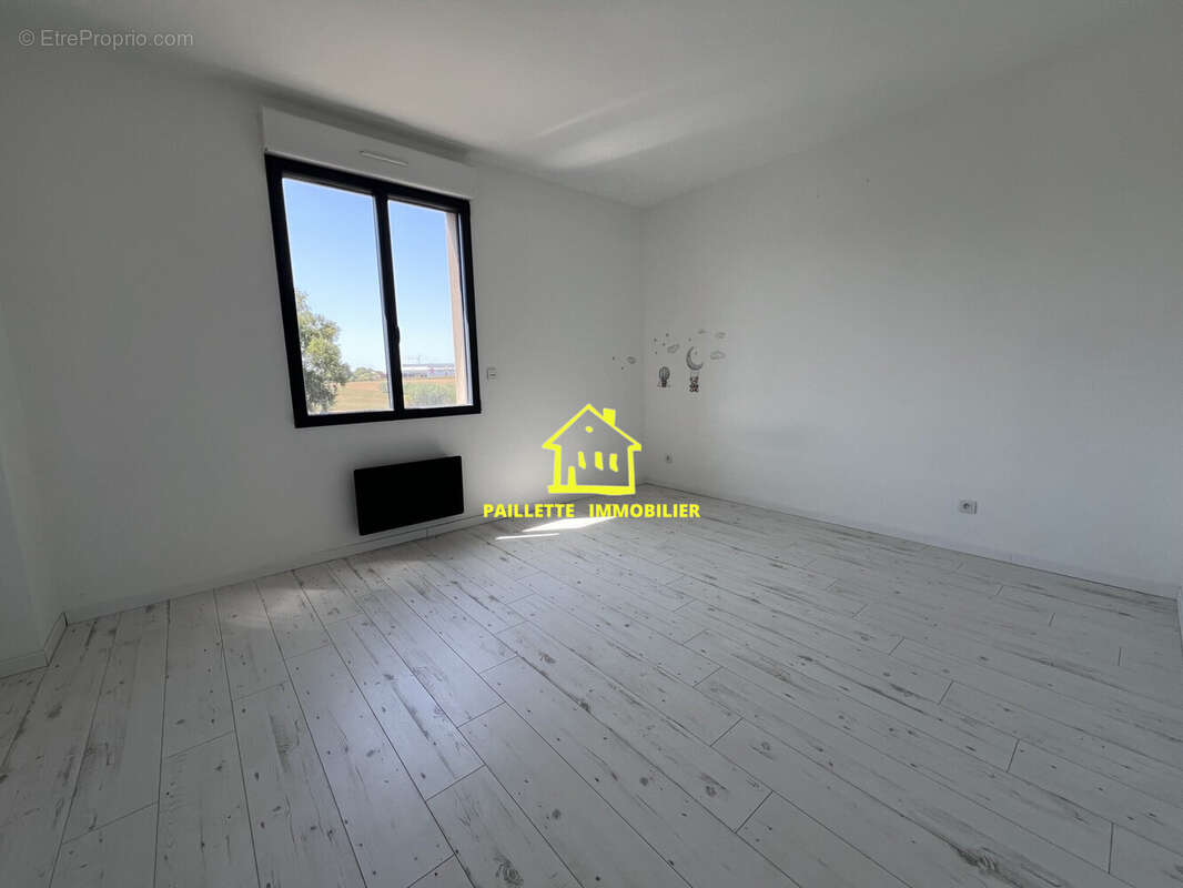 Maison 218 m² à Saint-Romain-De-Colbosc  - photo 8