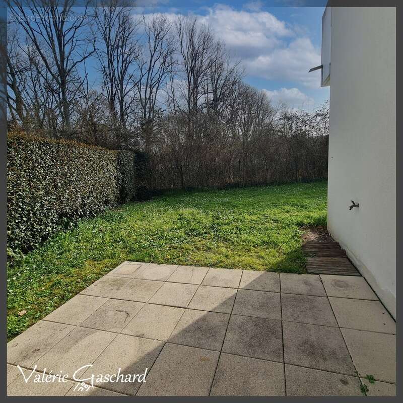 Appartement à SAINT-SEURIN-SUR-L'ISLE