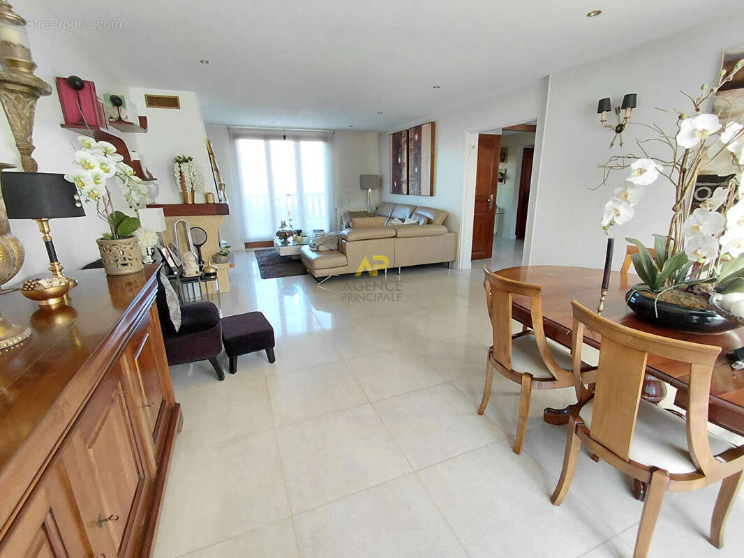 Maison à MONTIGNY-LES-CORMEILLES