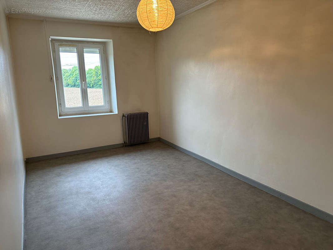 Maison à SAINTE-BLANDINE