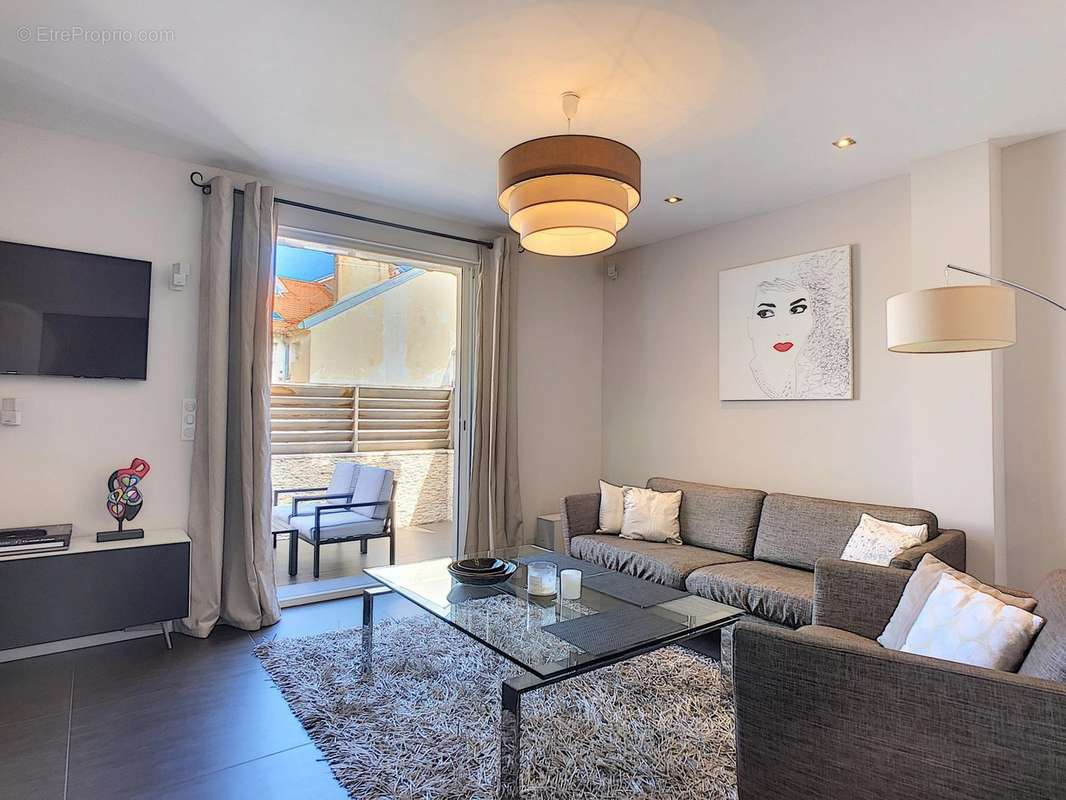 Appartement à CANNES