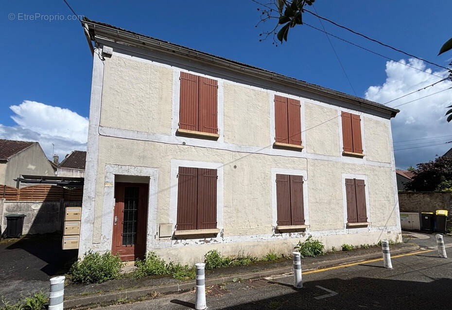 Appartement à TOURNAN-EN-BRIE