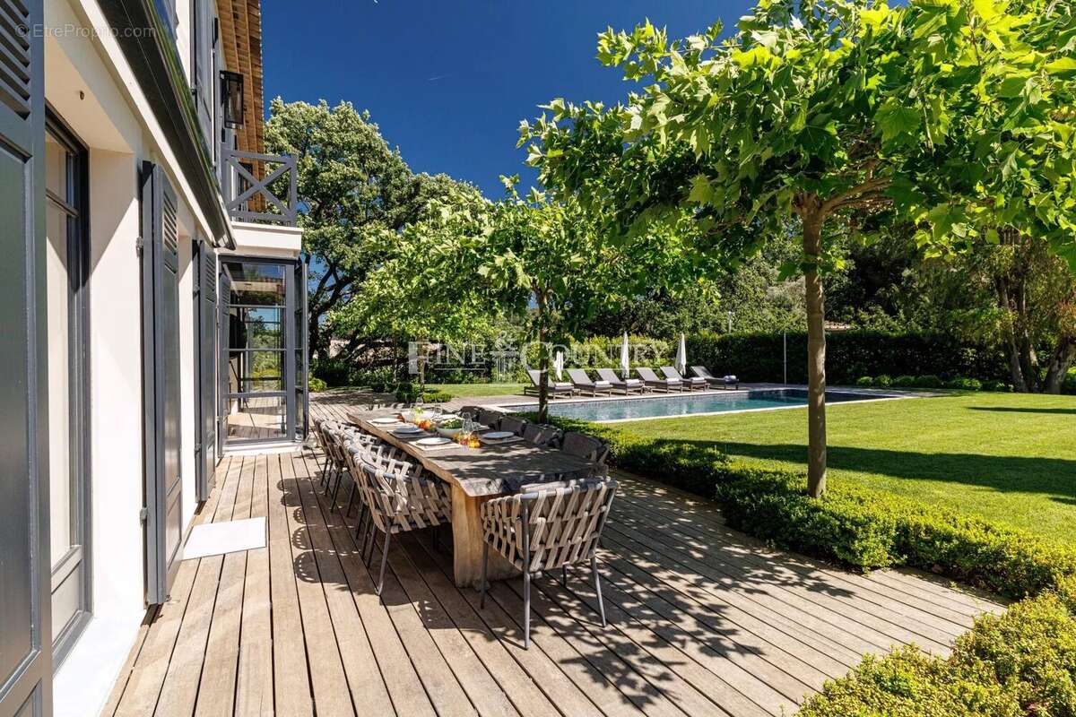 Maison à MOUGINS