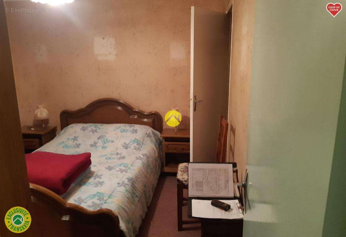 Maison à VILLENEUVE-L&#039;ARCHEVEQUE