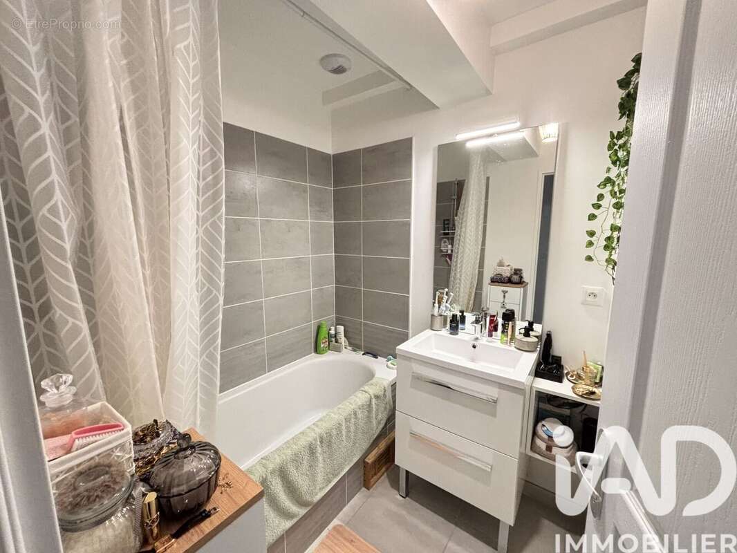 Photo 5 - Maison à LA CHAPELLE-REANVILLE