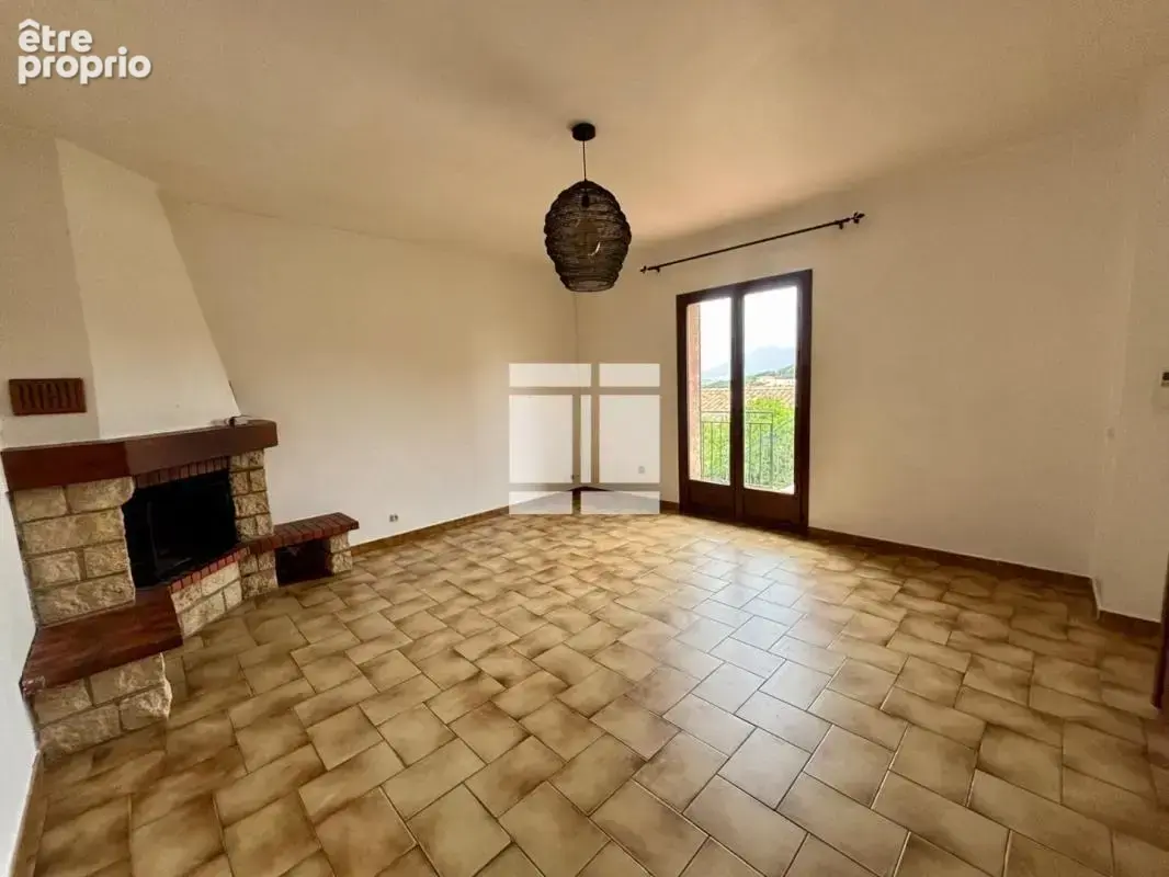 Appartement T4 de 96 m² avec vue mer – coeur village de Bastelicaccia - photo 5