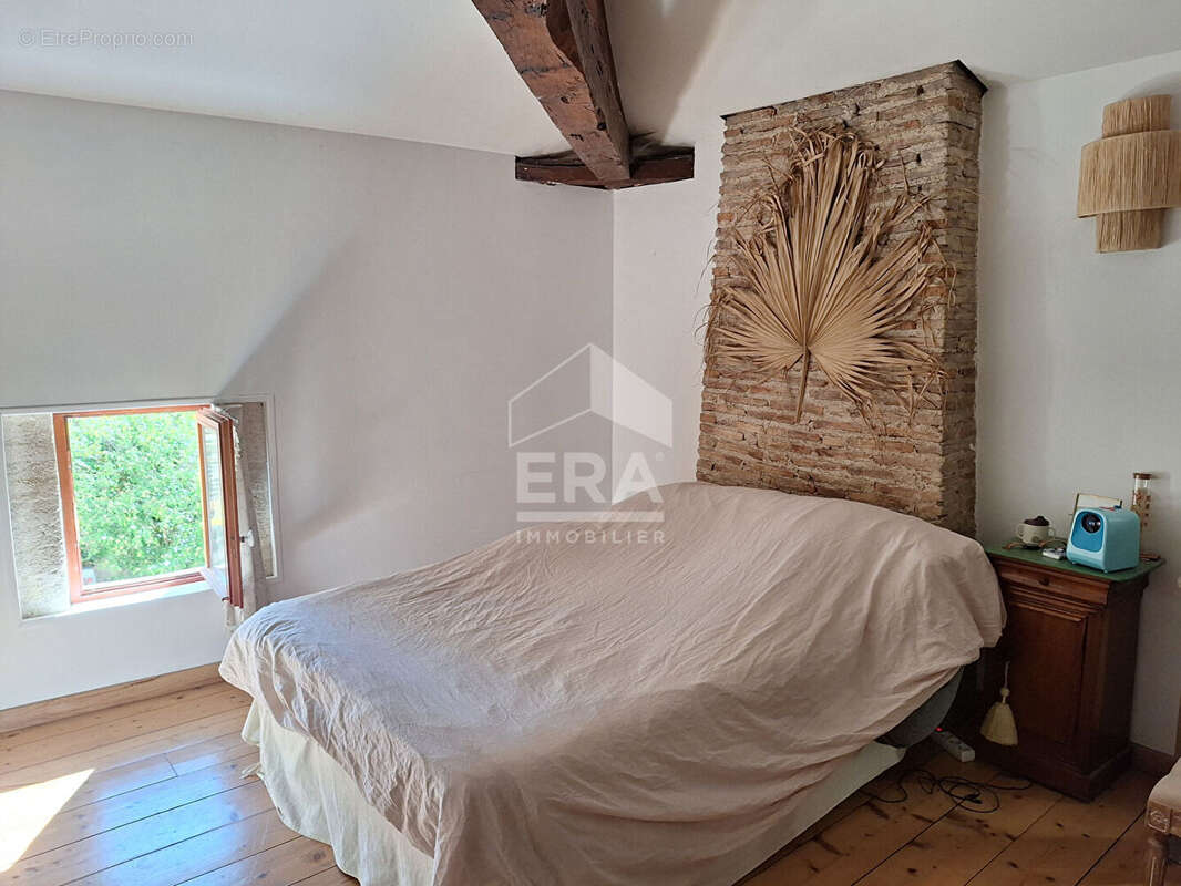 Maison à MONTPON-MENESTEROL