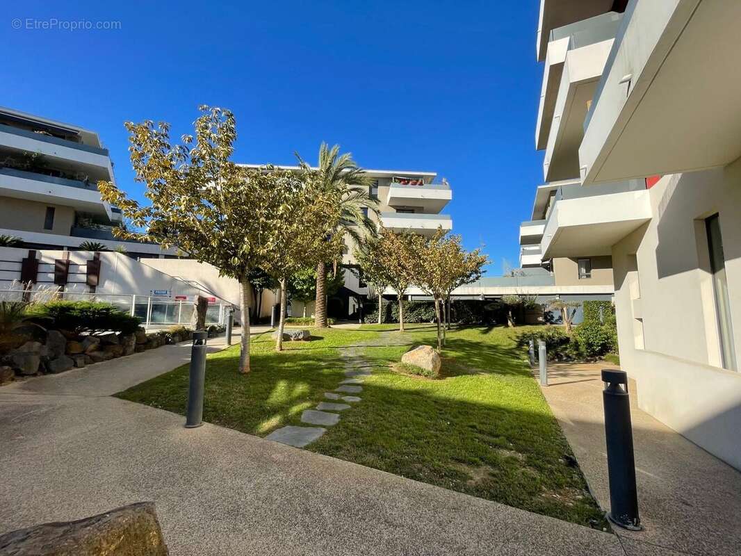 Appartement à JUVIGNAC