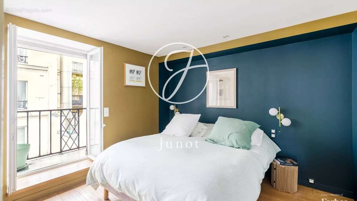 Appartement à PARIS-10E
