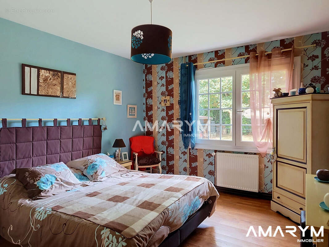 Maison 178 m² à Saint-Quentin-La-Motte-Croix-Au-Bailly  - photo 7