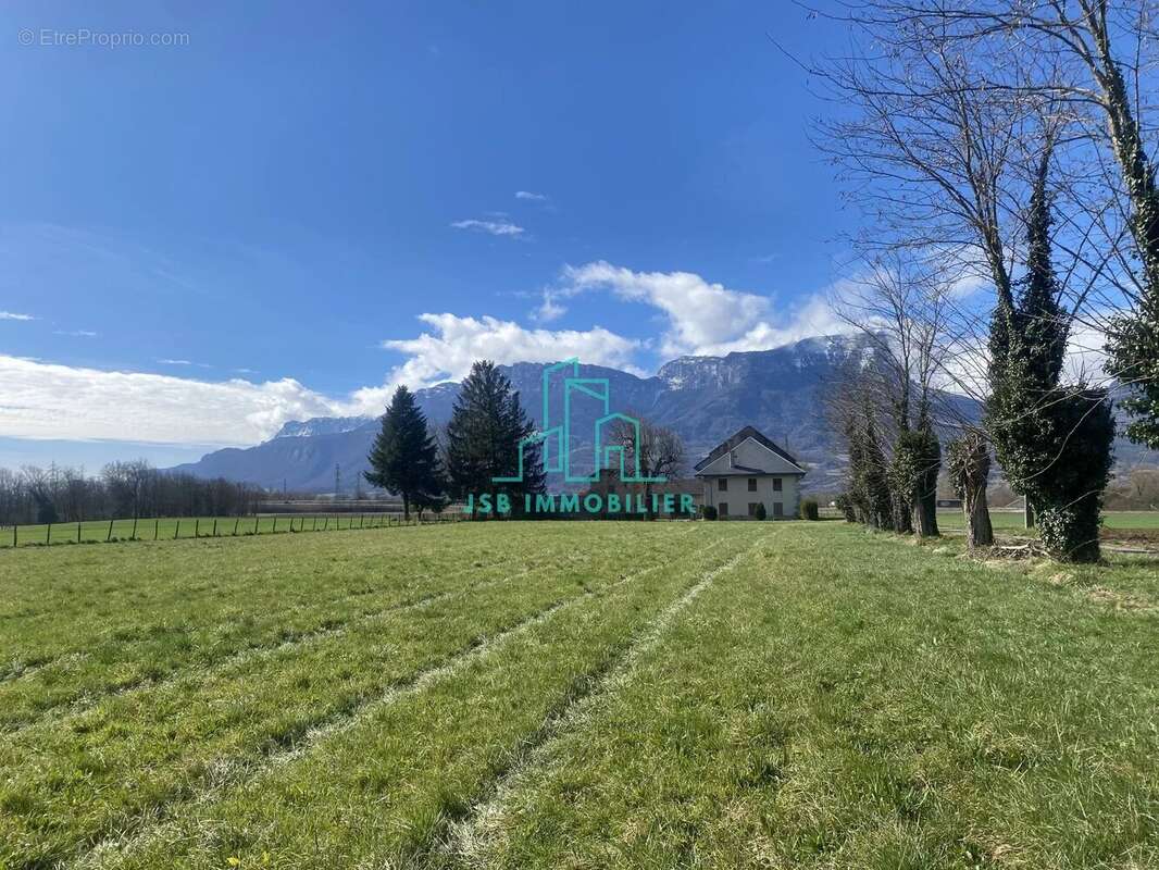 Maison à MONTMELIAN