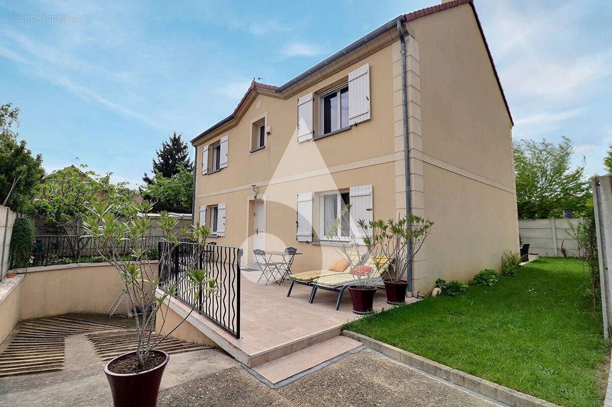 Maison à FRANCONVILLE