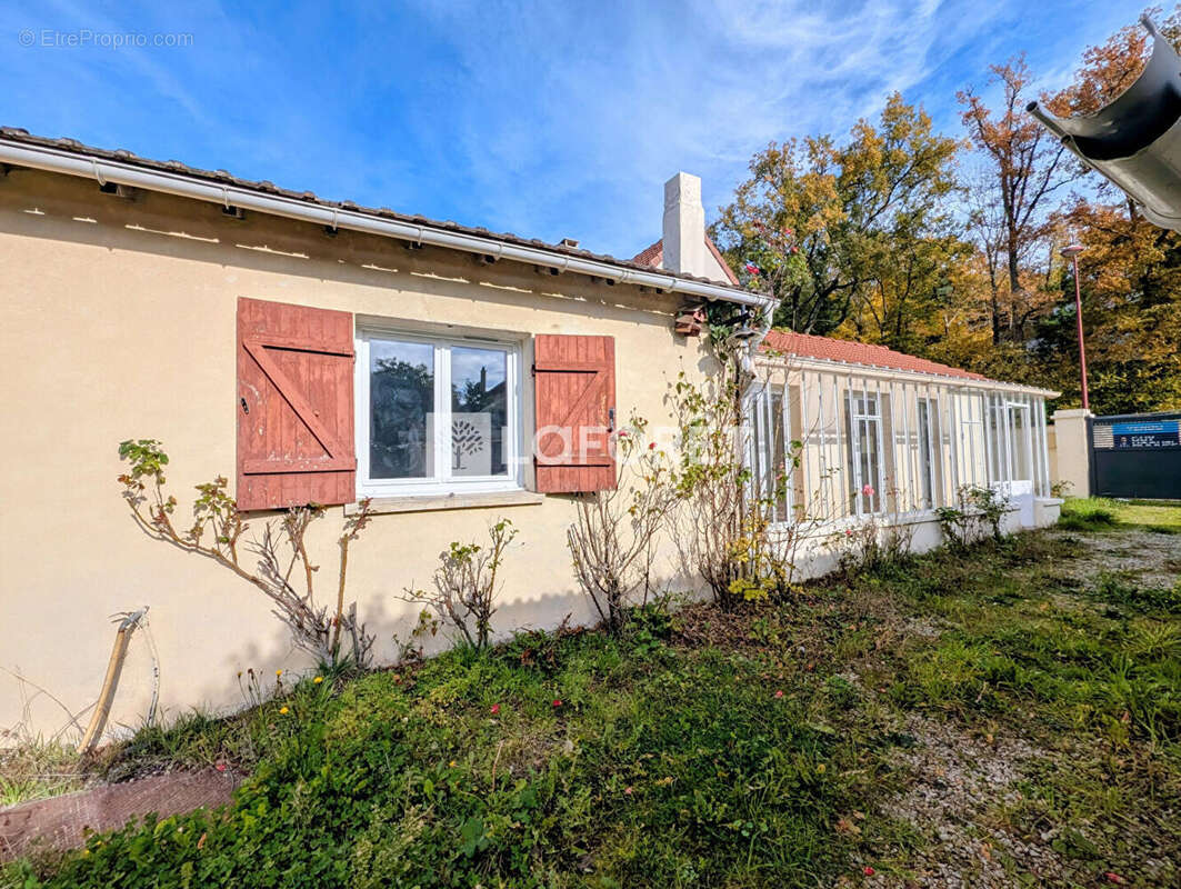 Maison Buthiers 4 pièce(s) 82 m2 - photo 2