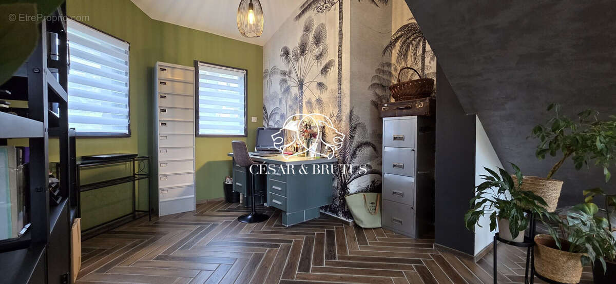 Maison 157 m² à Le Monteil  - photo 8