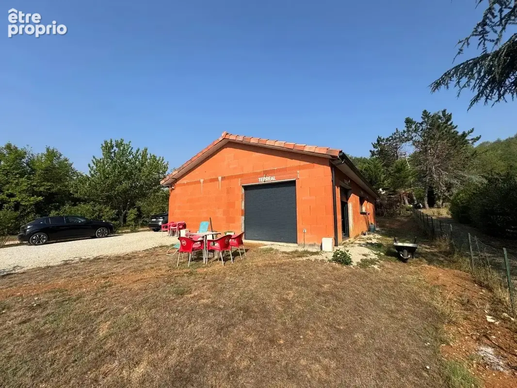 Maison à DOUELLE
