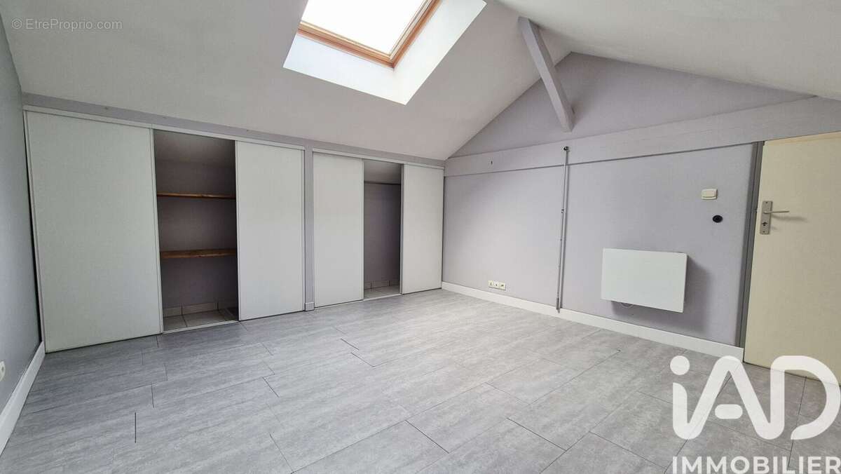 Photo 7 - Maison à YZERNAY