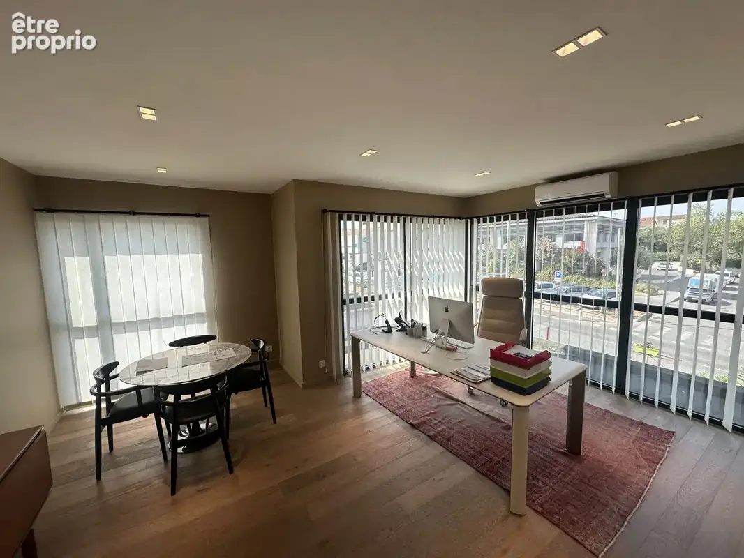 Bureaux 92 m2 à Puget sur Argens - photo 3