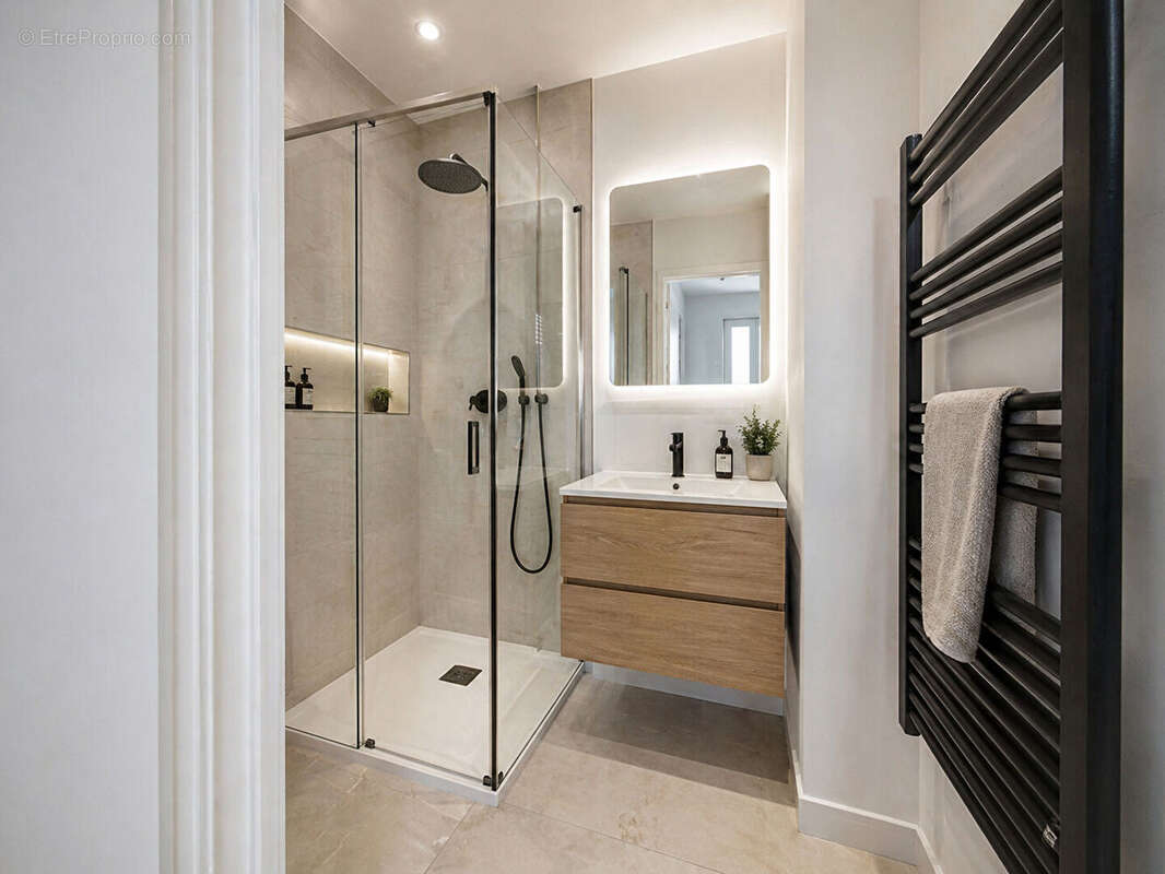Appartement à LYON-8E