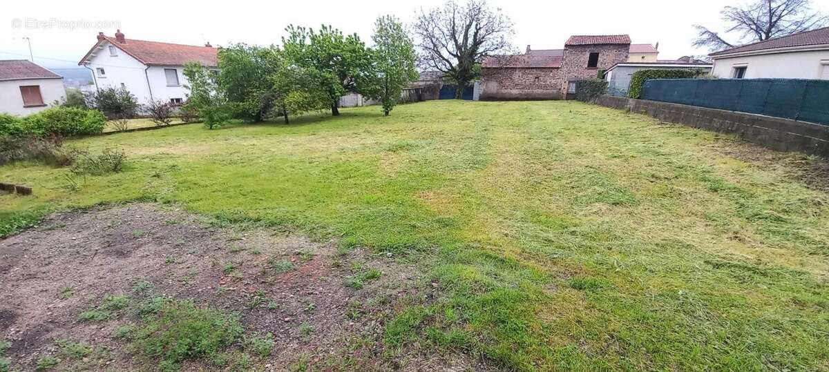 Photo 4 - Terrain à AUZAT-LA-COMBELLE