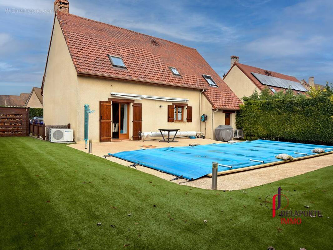 Maison à MERY-SUR-OISE