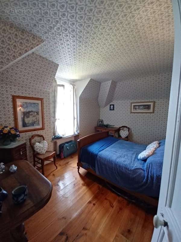 Maison à EGUZON-CHANTOME