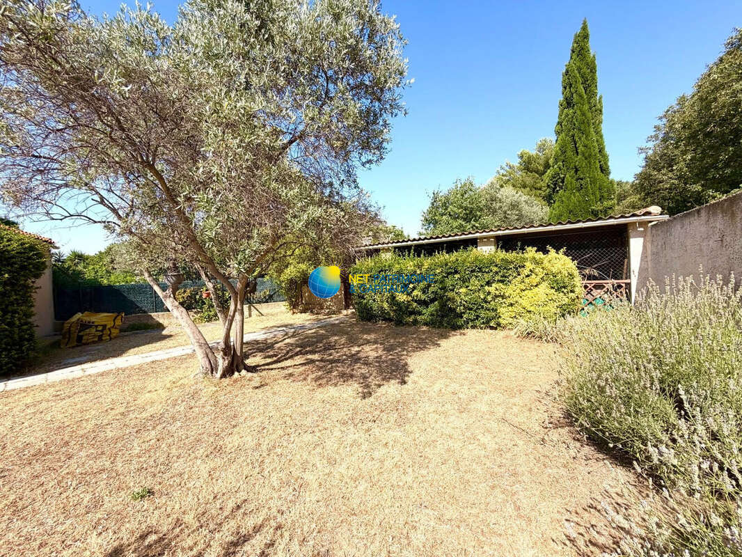 Maison 102 m² à Marignane  - photo 2