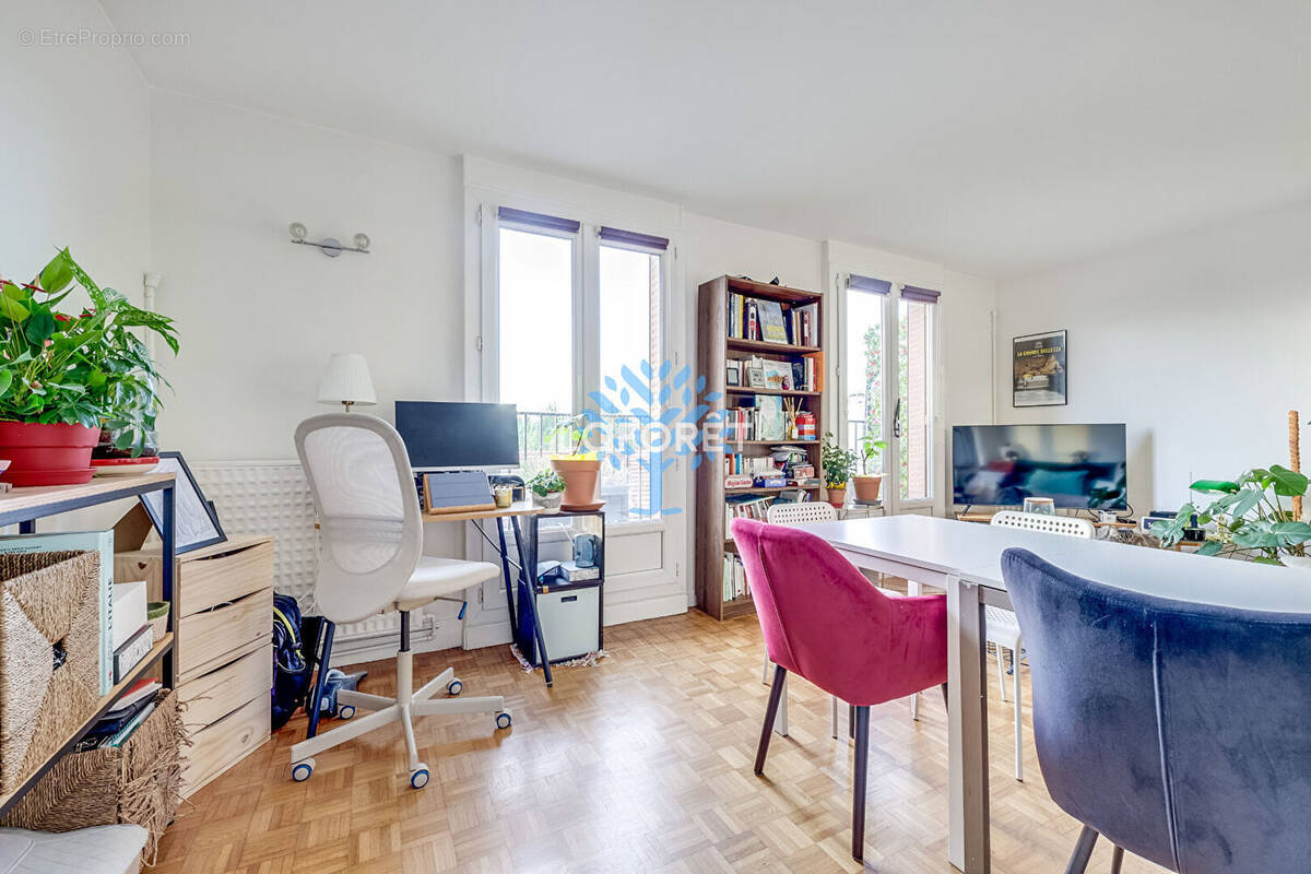 Appartement à FONTENAY-SOUS-BOIS