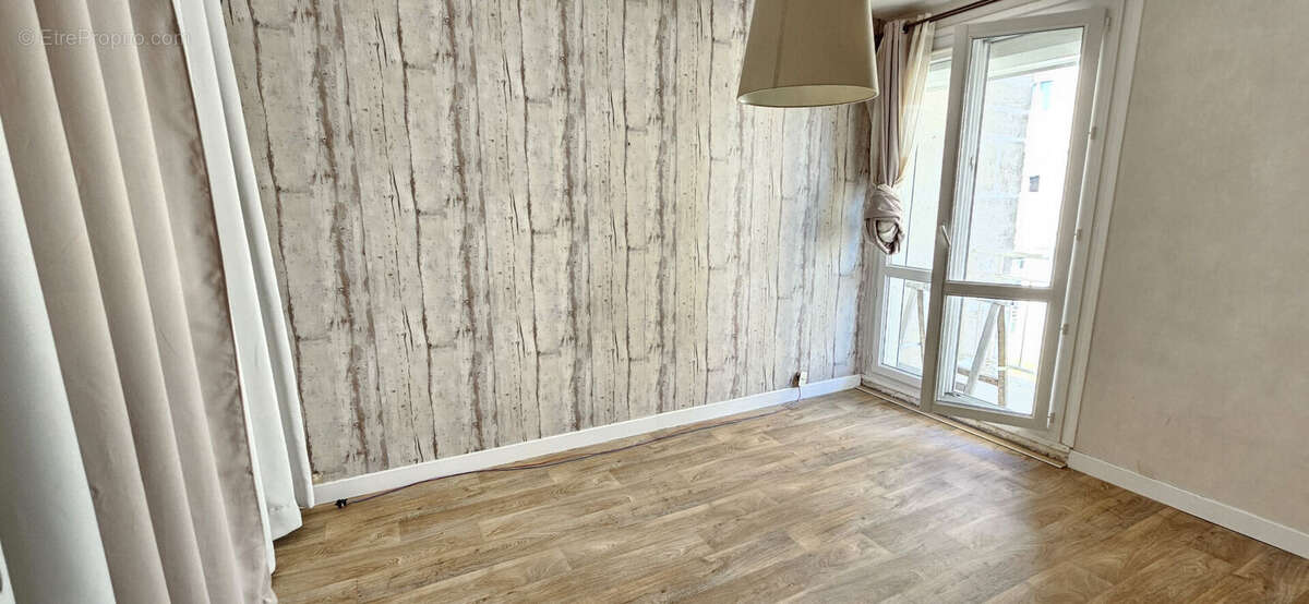 Appartement à MONTSOULT